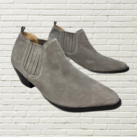 Schutz Womens Sz 7.5B Gray Suede Western Rodeo Cowgirl Boots Pointed Toes - Picture 1 of 13